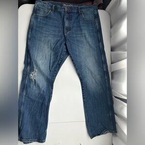 Wrangler Men's Distressed Blue Jeans